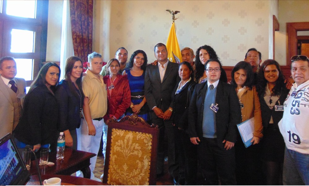 Tercera reunión de los Colectivos LGBT con el Presidente del Ecuador Rafael Correa Delgado - web
