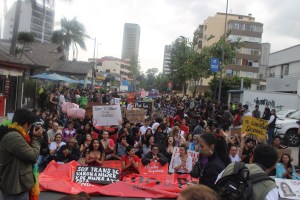 Marcha de las Putas 2014 Arco del Ejido Quito - Ecuador - Por un ecuador sin violencia contra la mujer y trans  (4) Diane Rodríguez y Ana Almeida